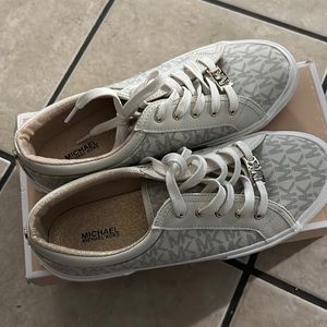 Michael kors tennis shoes